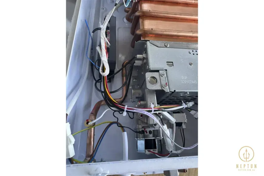 Газовая колонка KOER KWH.G0312 TURBO WHITE турбированная 12 л/мин, цвет белый (KR5557) KR5557 фото